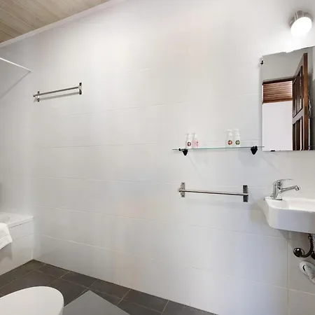 A Cerca - B Apartment