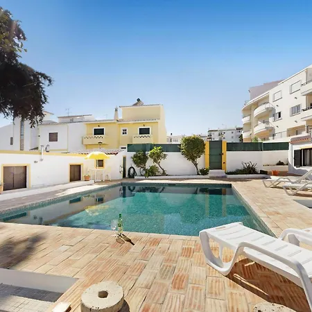 Apartment A Cerca - B